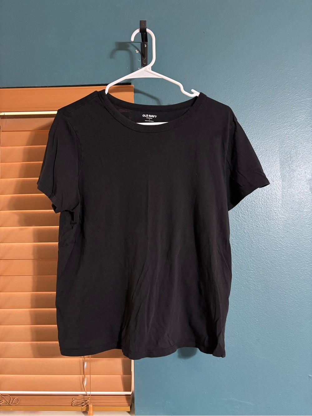 Old Navy Black Crew Neck Short Sleeve Tee